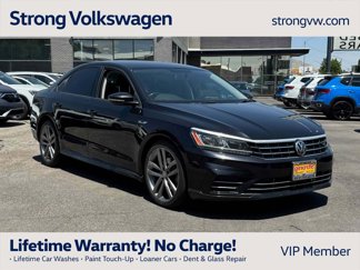 Used 2018 Volkswagen Passat 2.0T R-Line w/ R-Line Lighting Package image 1