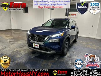 Used 2021 Nissan Rogue SV image 1