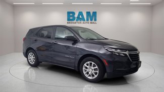 Used 2022 Chevrolet Equinox LS w/ LS Convenience Package image 1