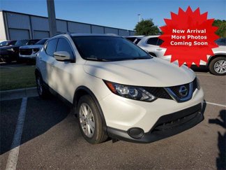 Used 2018 Nissan Rogue Sport SV image 1