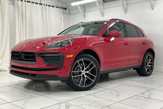 Used 2024 Porsche Macan image 1