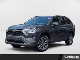 Used 2020 Toyota RAV4 XLE Premium image 1