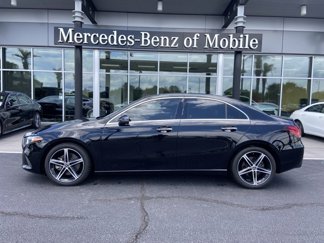 Certified 2022 Mercedes-Benz A 220 image 1
