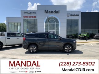 Used 2021 GMC Terrain SLT image 1