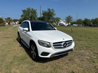Used 2017 Mercedes-Benz GLC 300 image 1
