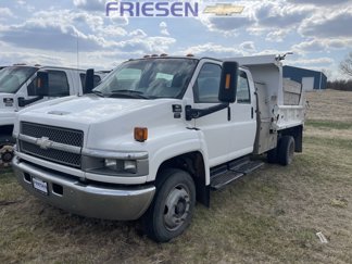 Used 2004 Chevrolet Kodiak C4500 2WD Crew Cab image 1