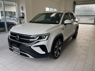 Used 2022 Volkswagen Taos SEL image 1