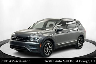 Used 2021 Volkswagen Tiguan SE w/ Panoramic Sunroof Package image 1