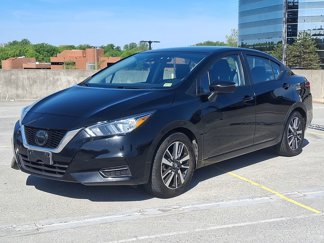 Used 2020 Nissan Versa SV image 1