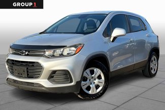 Used 2018 Chevrolet Trax LS image 1