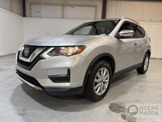Used 2020 Nissan Rogue SV image 1