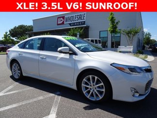 Used 2015 Toyota Avalon XLE image 1