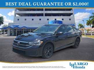 Used 2024 Volkswagen Jetta SE image 1