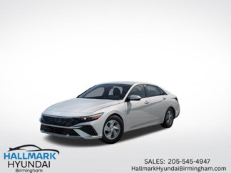 New 2025 Hyundai Elantra SE image 1
