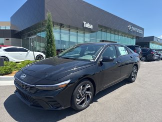 New 2025 Hyundai Elantra Sport image 1