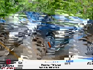 Used 2018 Volkswagen Tiguan SE image 1