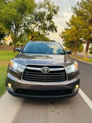 Used 2016 Toyota Highlander Limited image 1