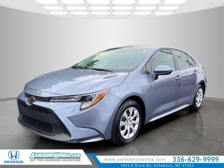 Used 2022 Toyota Corolla LE image 1