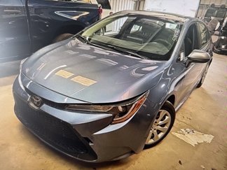 Used 2020 Toyota Corolla LE image 1