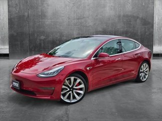 Used 2018 Tesla Model 3 Long Range image 1