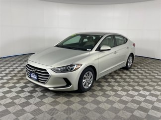 Used 2017 Hyundai Elantra SE image 1