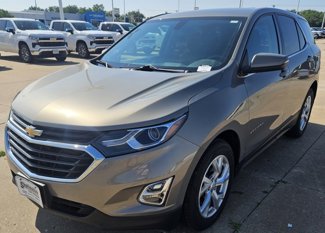 Used 2018 Chevrolet Equinox LT image 1