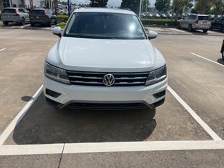 Used 2019 Volkswagen Tiguan SE image 1