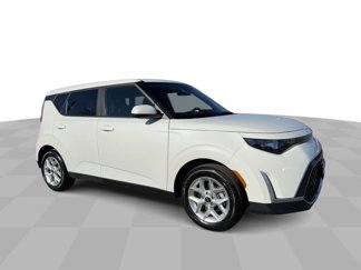 Used 2024 Kia Soul LX w/ Option Group 015 image 1