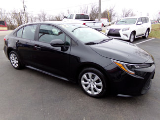 Used 2022 Toyota Corolla LE image 1