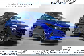 Used 2022 Hyundai Elantra SEL image 1