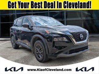 Used 2022 Nissan Rogue S image 1