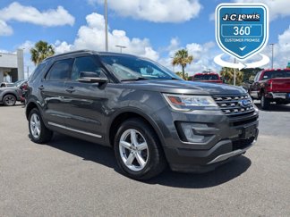 Certified 2017 Ford Explorer XLT w/ Equipment Group 202A image 1