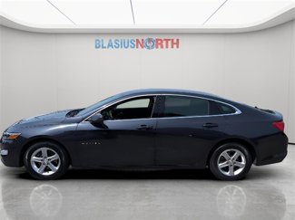 Used 2023 Chevrolet Malibu LT image 1