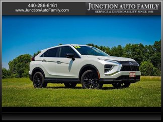 Used 2022 Mitsubishi Eclipse Cross LE image 1