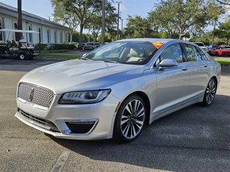 Used 2019 Lincoln MKZ Reserve image 1