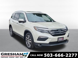 Used 2018 Honda Pilot Touring image 1
