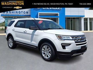 Used 2018 Ford Explorer XLT image 1