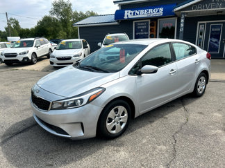 Used 2017 Kia Forte LX image 1