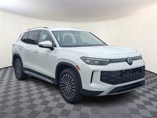 New 2025 Volkswagen Tiguan S image 1