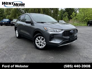 Used 2025 Ford Escape Active w/ Cold Weather Package image 1