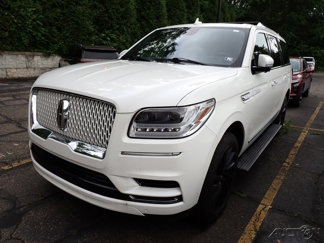Used 2021 Lincoln Navigator Reserve image 1