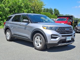 Certified 2022 Ford Explorer XLT w/ Equipment Group 202A image 1