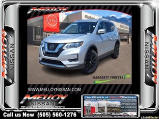 Used 2020 Nissan Rogue SV image 1