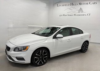 Used 2018 Volvo S60 T5 Dynamic image 1