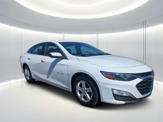 Used 2023 Chevrolet Malibu LT image 1