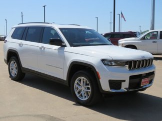New 2025 Jeep Grand Cherokee L Laredo image 1