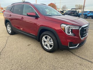 New 2024 GMC Terrain SLE w/ Driver Convenience Package image 1