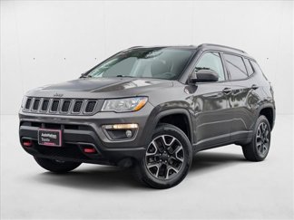 Used 2019 Jeep Compass Trailhawk image 1