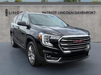 Used 2023 GMC Terrain SLT image 1