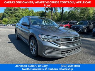 Used 2022 Volkswagen Jetta SE image 1